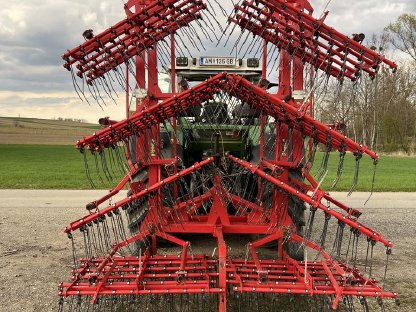 Bild 3:Striegel Einböck Aerostar 1200