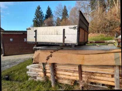 Bild 2:Unimog Kipper/Pritsche