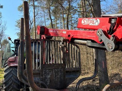 Bild 3:Stepa FHL13 mit FKL6295 Kran