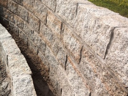 Bild 5:Granit Stein 20 x 20 x 40 cm Mauerstein
