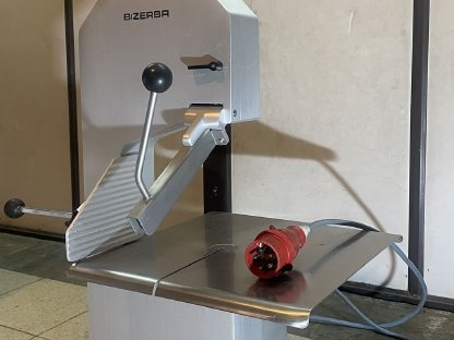 Bild 9:Bandsägen, Rauchanlage, Cutter, Aufschnittmaschinen, Füller