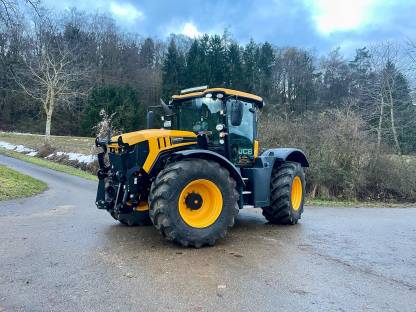Bild 7:JCB Fastrac 4220