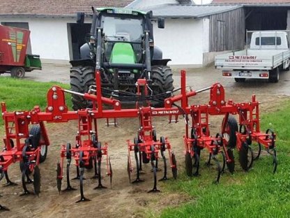 Bild 5:Hackgerät 4-6-8-12 reihig Federzinken mit 50 oder 75 cm