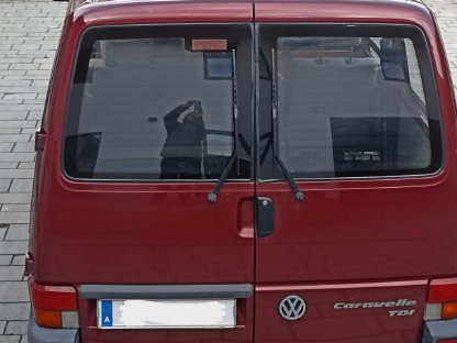 Bild 2:VW T5 Caravelle Transporter, 6-Sitzer, 2,5 l mit 102 PS