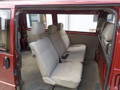 Bild 4:VW T5 Caravelle Transporter, 6-Sitzer, 2,5 l mit 102 PS