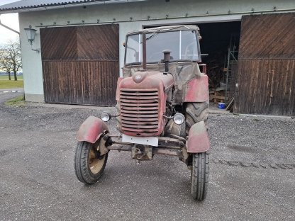Bild 2:Steyr T185A