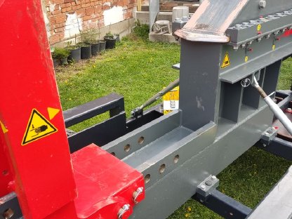 Bild 2:Langholzspalter, Holzspalter