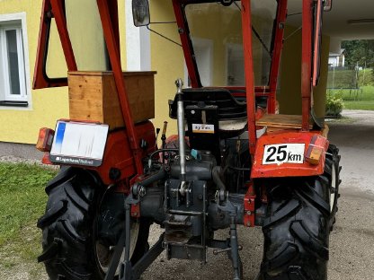 Bild 2:Lindner 320 SA + Anhänger + Winde