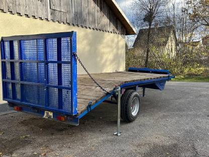 Bild 5:Tieflader Baggertransporter