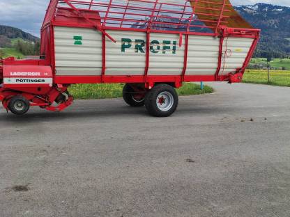 Ladewagen Pöttinger Ladeprofi 2