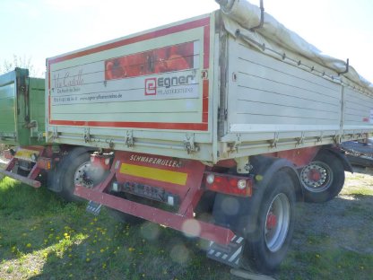 Bild 3:Ölkippanhänger Schwarzmüller