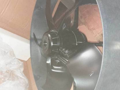 Bild 2:Stallventilator