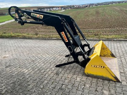 Bild 3:Stoll Frontlader HDP F50 mit hydr. Parallelführung