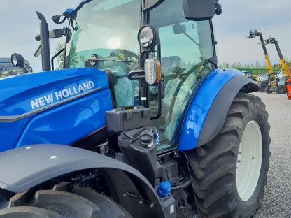 Neues Modell New Holland T5.90