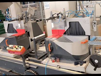 Bild 2:Elumatec Doppelsäge DG 104