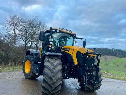 Bild 2:JCB Fastrac 4220