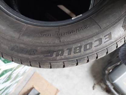 Bild 3:Reifen 235/60 R16