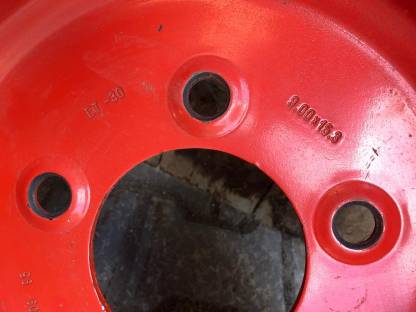 Bild 7:Verschiedene Komplett-Räder und Felgen