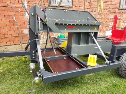 Bild 4:Langholzspalter, Holzspalter