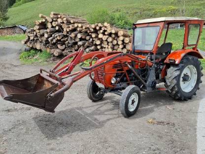 Bild 3:Steyr 290 mit Frontlader