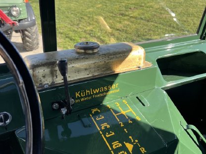 Bild 7:Unimog 401 Sammlungsauflösung