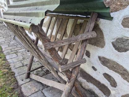 Bild 3:Futterkrippe