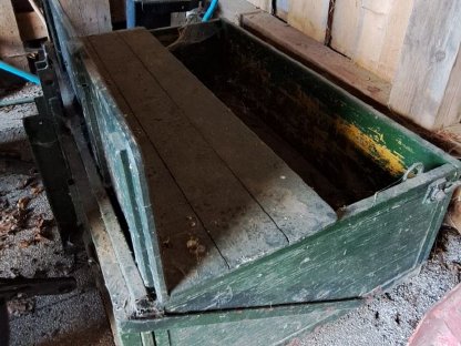 Bild 7:Lindner 320 SA + Anhänger + Winde