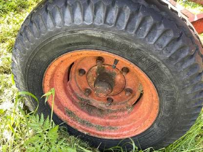 Bild 5:Ladewagen / Ballentransporter 3,5 t Achse