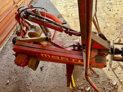 Bild 7:Mörtel HT 210-C Heck-Tellermähwerk mit Mähaufbereiter