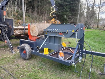 Bild 5:Langholzspalter, Holzspalter