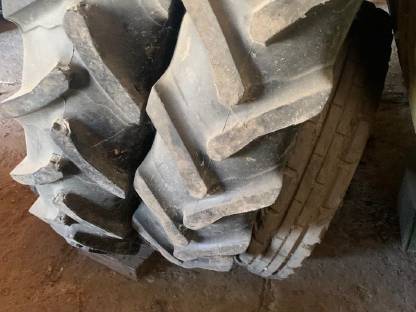 Bild 6:Steyr 8090 mit Frontlader