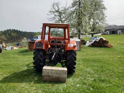Bild 5:Steyr 290 mit frontlader