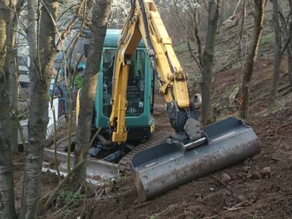 Bild 3:Erdarbeiten-Baggerarbeiten 