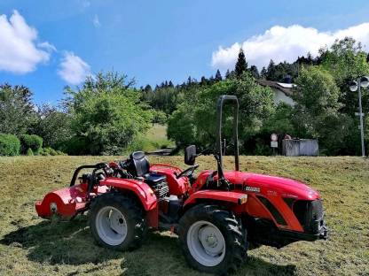 Bild 2:Lohn Mulch Arbeit