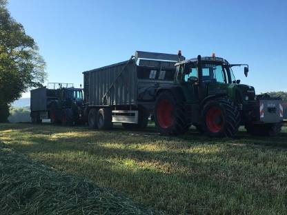 Bild 9:Div. Landwirtschaftliche Transporte
