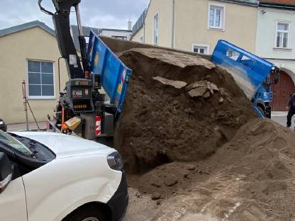 Bild 3:3-Ach LKW mit Ladekran