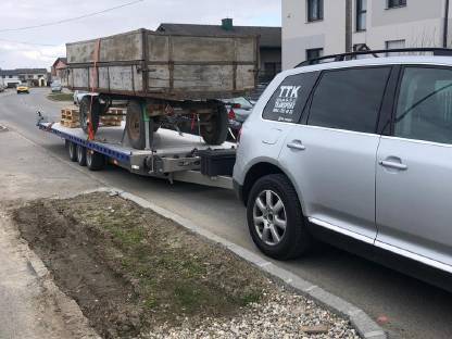 Bild 7:Traktortransport, landwirtschaftliche Geräte bis 2,6 t