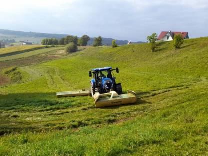 Bild 2:Wir mähen für sie