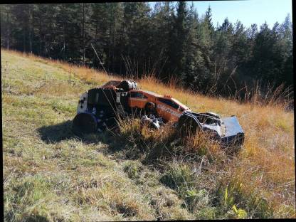 Bild 4:ÜBERNEHME Almpflege - Böschung und Steilhangmulcharbeiten