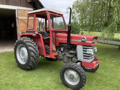 Massey Ferguson 165