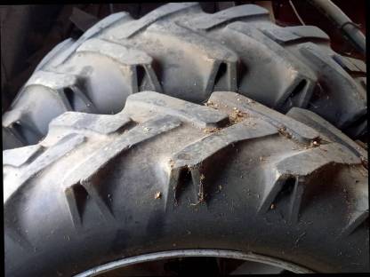 Bild 5:Zwillingsbereifung 12.4-32