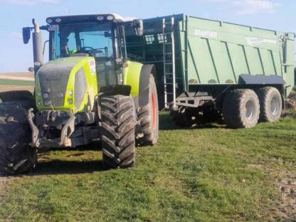 Bild 2:Landwirtschaftliche Transporte