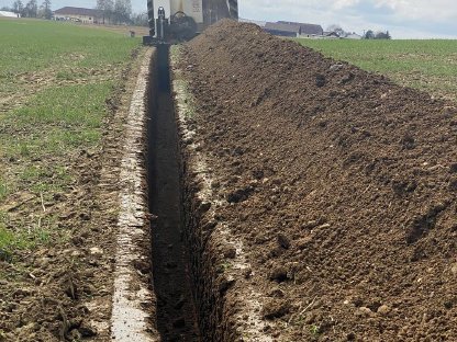 Bild 5:Ihr Frässpezialist für Wald, Alm, Straße und Feld