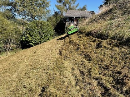 Bild 6:Mulchen / fräsen in Forst u. Grünland, Landschaftspflege