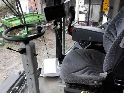 Bild 7:Mähdrescher Deutz Fahr 6040