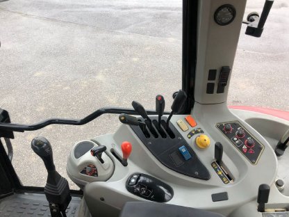 Bild 6:Massey Ferguson 5445 Dyna 4