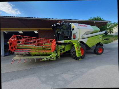 Bild 5:Lohndrusch Claas Tucano 430