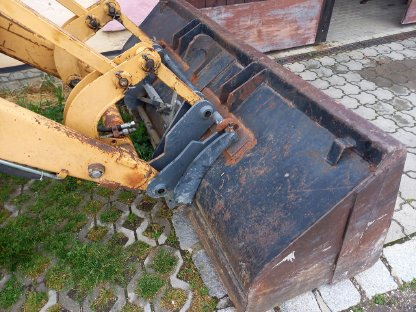 Bild 7:Baggerlader MF 50 H