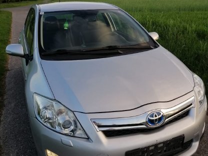 Toyota Auris Hybrid 1,8