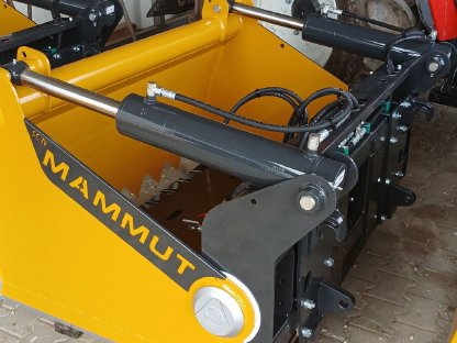 Bild 3:Mammut Silo Cat, Siloschneidzange, Silozange, SC 150 N